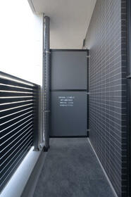 13/16 バルコニー