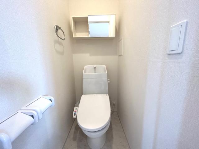 16/27 トイレ