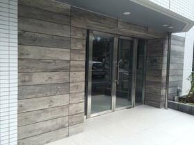 4/4 エントランス