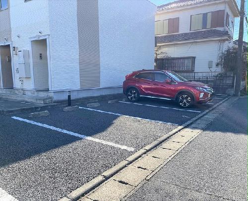 2/7 駐車場