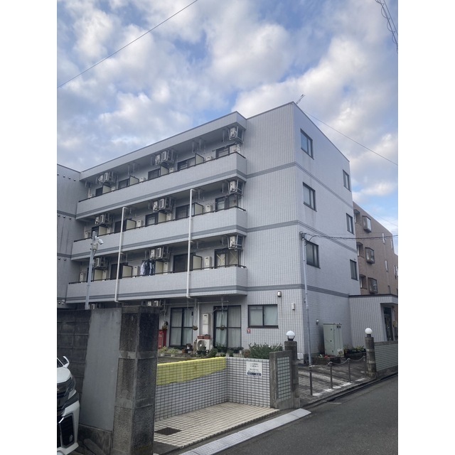 2/2 エントランス