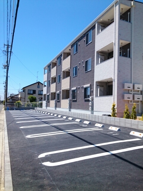 14/20 駐車場