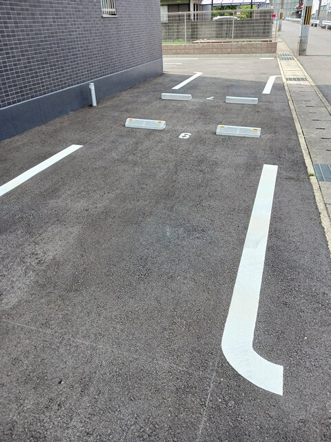 14/20 駐車場