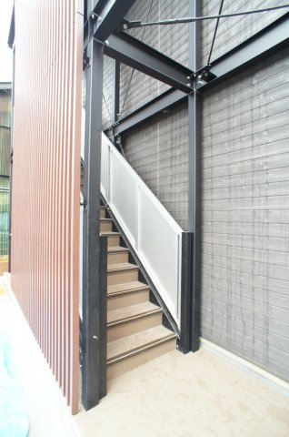 19/19 エントランス