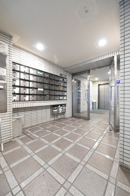 17/18 エントランス