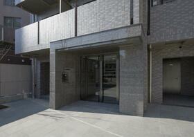 2/11 エントランス