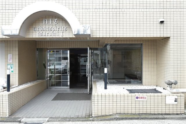 22/25 エントランス