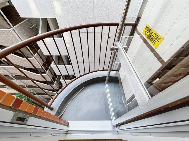 15/26 バルコニー