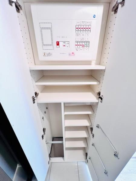 18/30 リビング/ダイニング