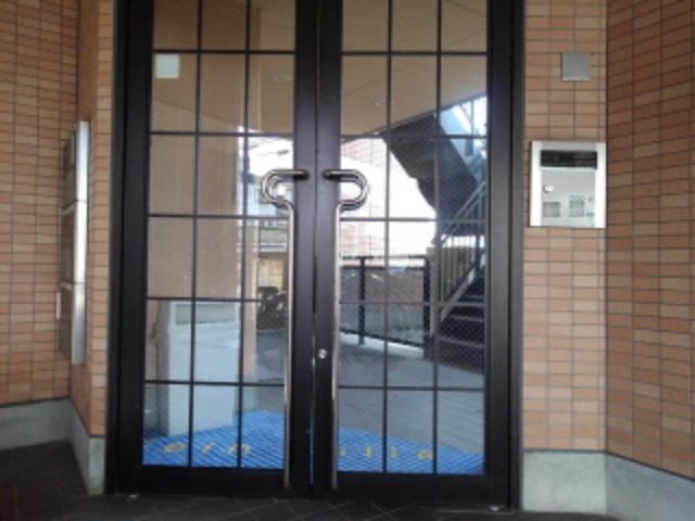 14/20 エントランス