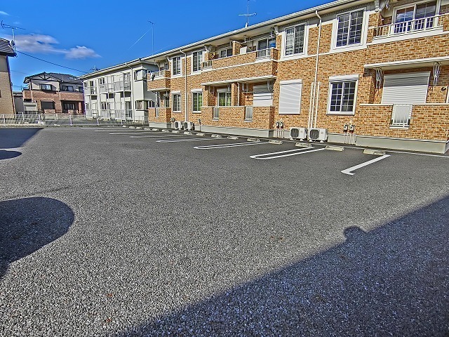 14/20 駐車場