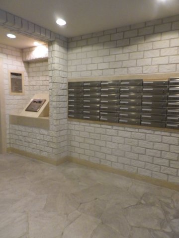 17/21 エントランス