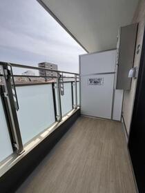 16/18 バルコニー