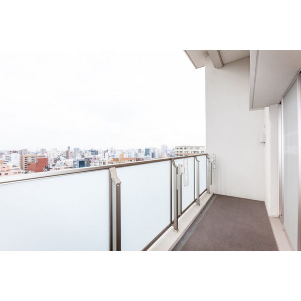 13/18 バルコニー