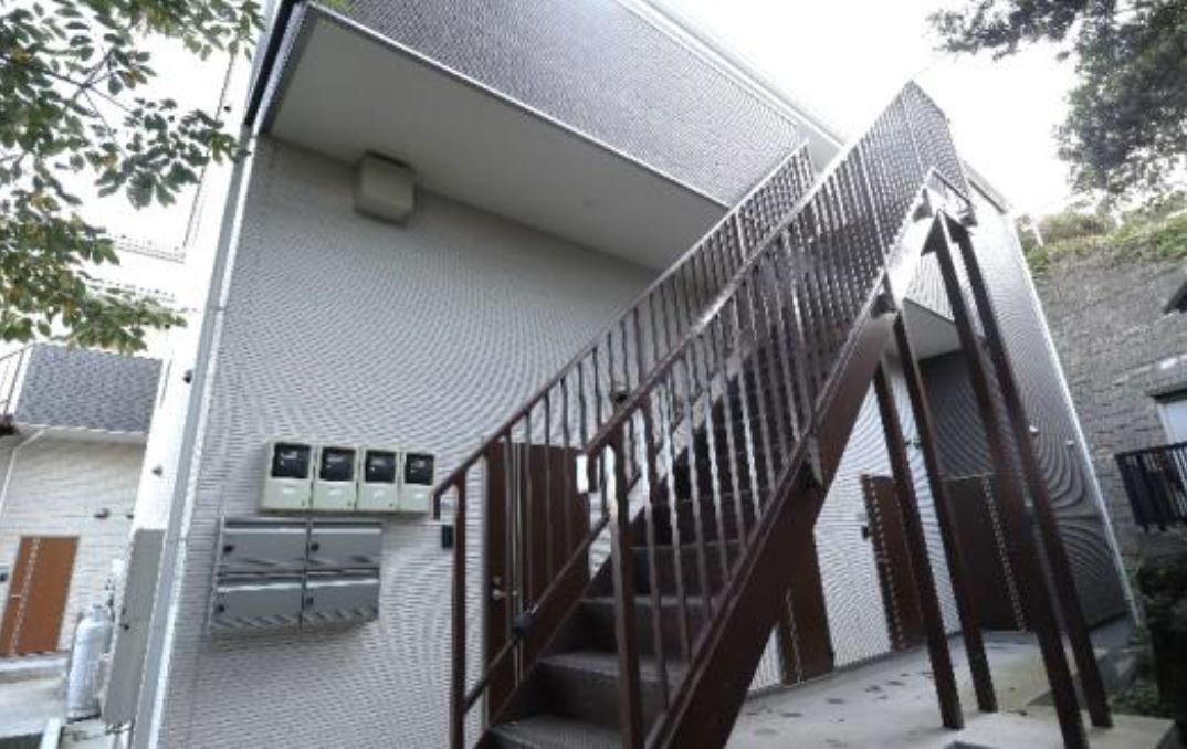 14/16 エントランス