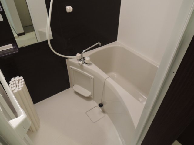 8/16 浴室
