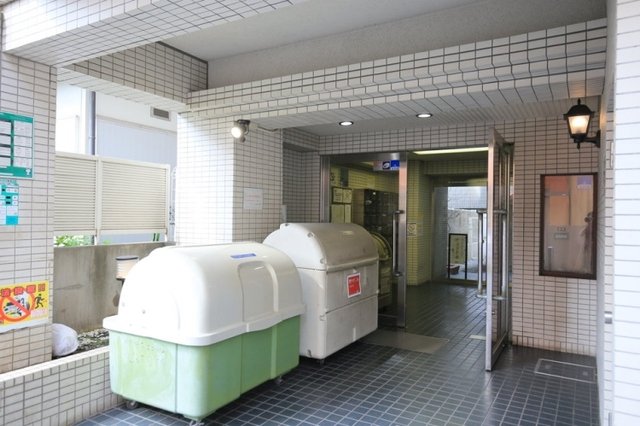 4/6 エントランス