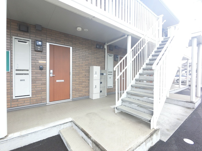 17/22 エントランス
