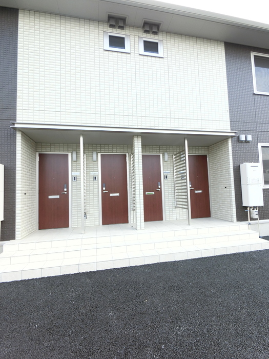 18/24 エントランス