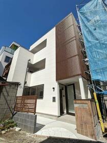 16/16 エントランス