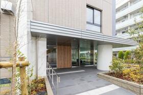 14/16 エントランス