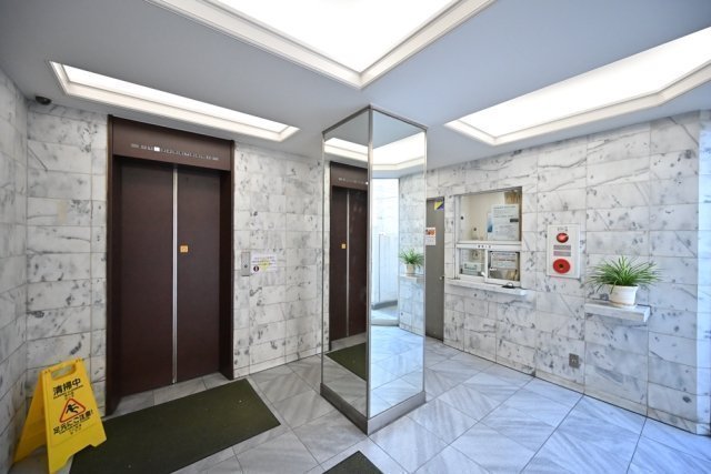 3/4 エントランス