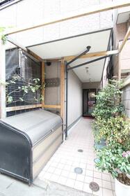 15/15 エントランス