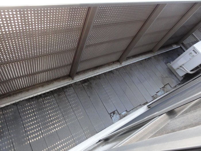 15/18 バルコニー