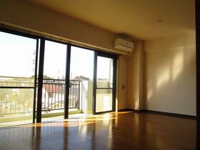 4/17 リビング/ダイニング