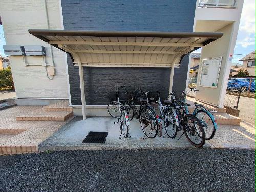 2/4 エントランス