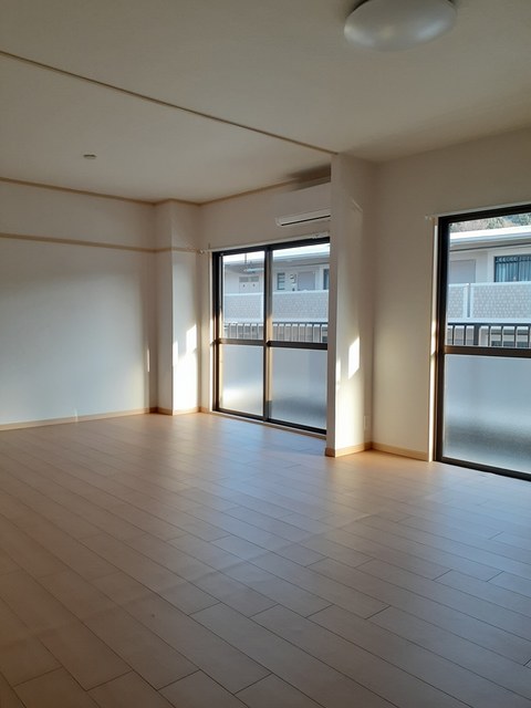 3/20 リビング/ダイニング