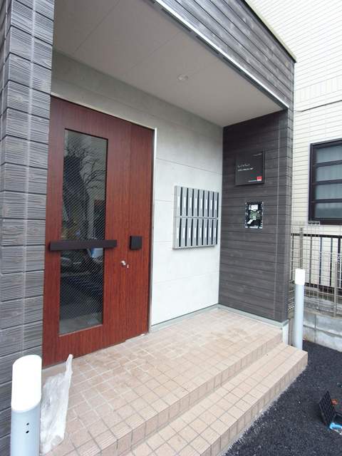 19/20 エントランス