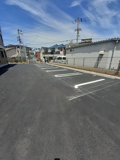 14/20 駐車場