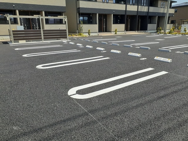 14/20 駐車場