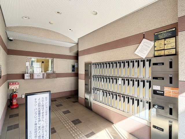 3/4 エントランス