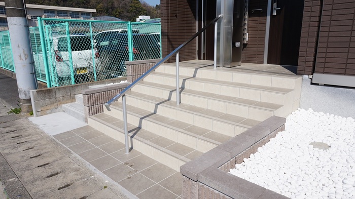 17/22 エントランス