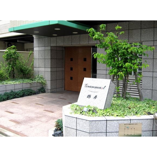 2/3 エントランス