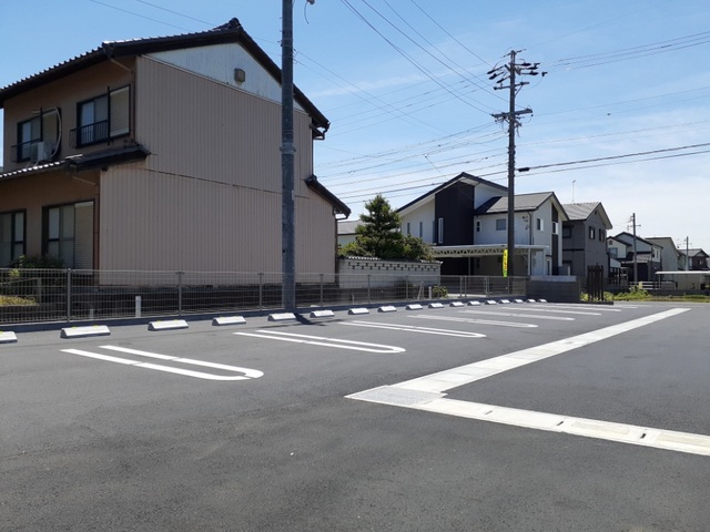 14/21 駐車場