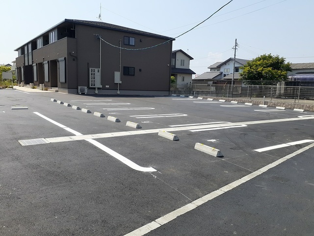 14/20 駐車場
