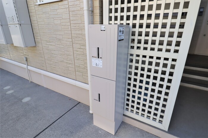 20/20 エントランス