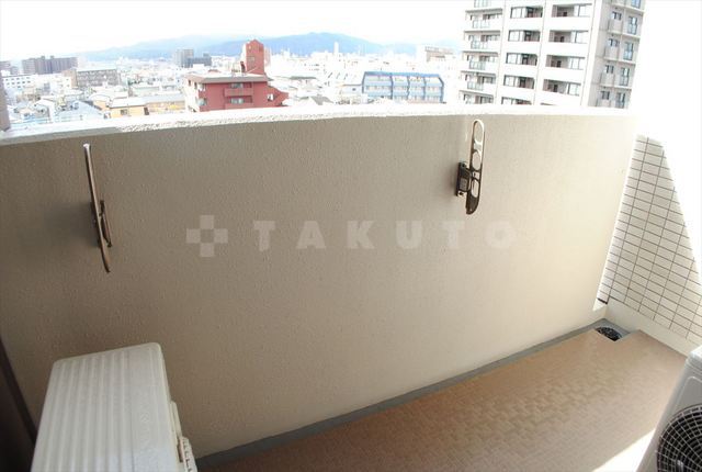 13/22 バルコニー