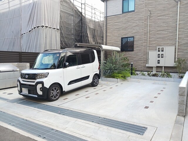14/20 駐車場