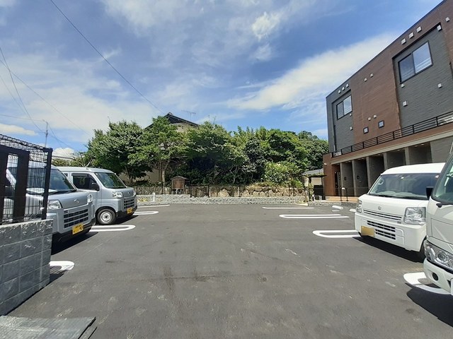 14/20 駐車場