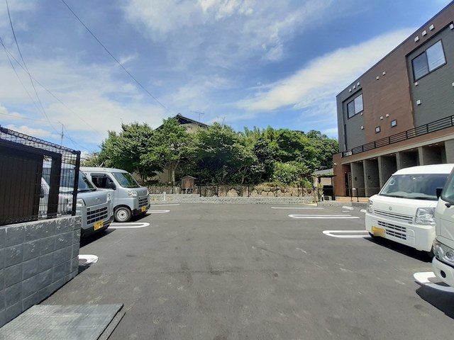 14/20 駐車場