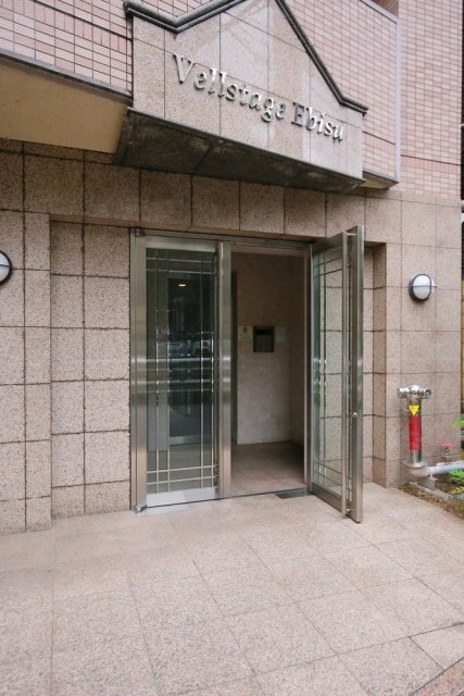 17/18 エントランス