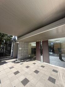 2/3 エントランス