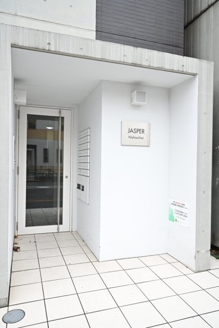 21/23 エントランス