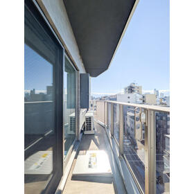 14/16 バルコニー