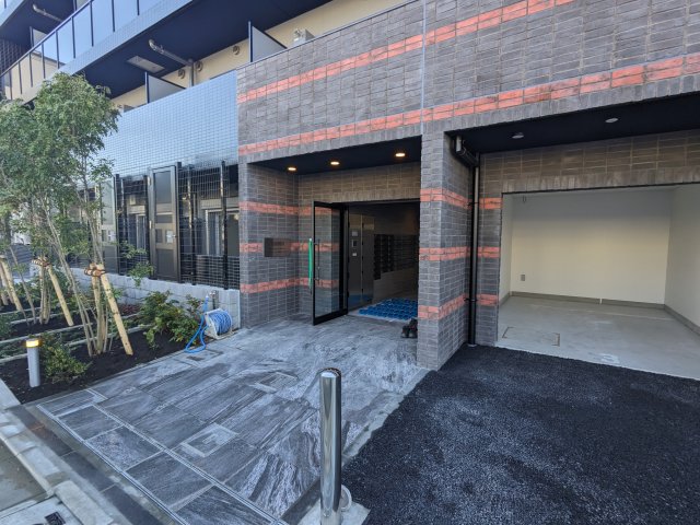 29/30 エントランス