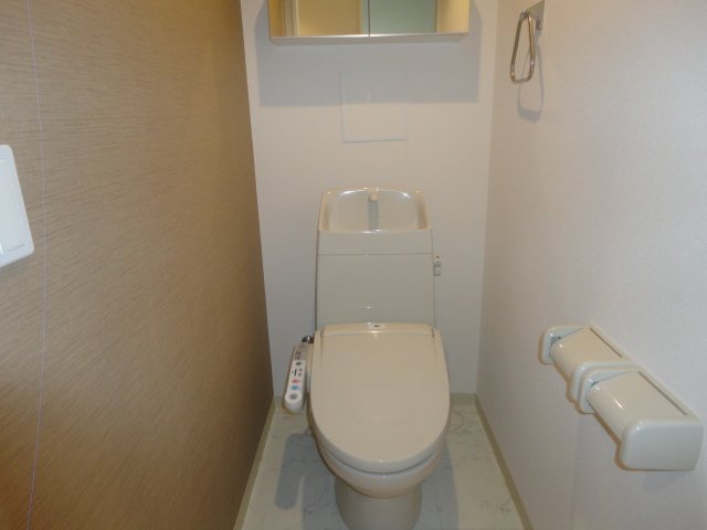 16/24 トイレ